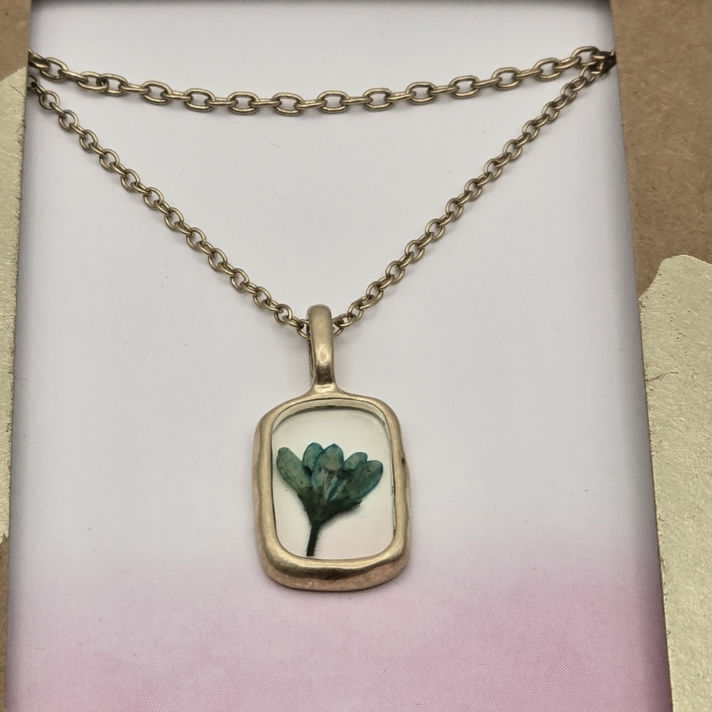 Bellissima 14K Gold Dipped Bellflower Multi Strand Pressed Flower Necklace - Picture 2 of 6